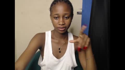 creamyxmuffin online show from March 2, 7:08 pm