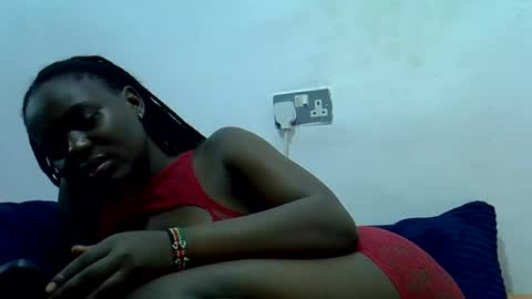 creamyypussyy online show from June 19, 8:12 pm