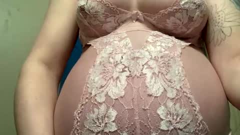 Breed me daddy  online show from December 21, 5:50 pm