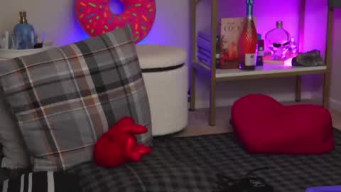 Quinn de la Creme online show from February 22, 5:02 am