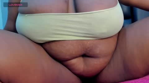 criistal_castro online show from March 17, 12:09 pm