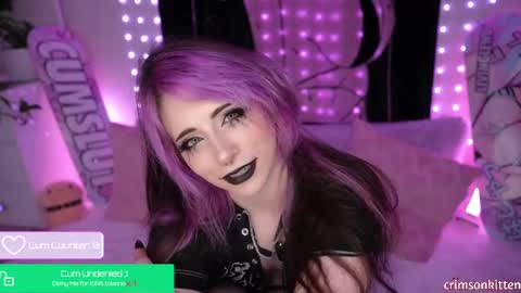 Snapshot of crimsonkitten chatting on September 13, 4:20 am Crimson Kitten online show from September 13, 4:20 am