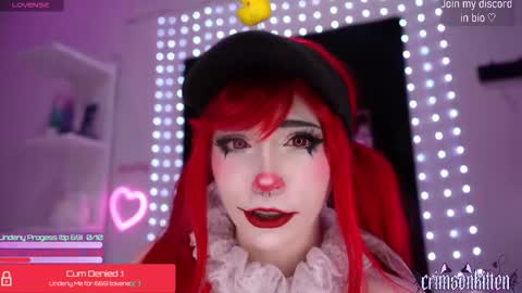 Snapshot of crimsonkitten chatting on October 11, 4:28 am Crimson Kitten online show from October 11, 4:28 am