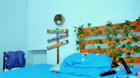 cris_dulce online show from February 14, 1:07 am