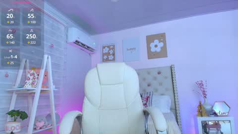 Cristal  online show from December 30, 12:11 am