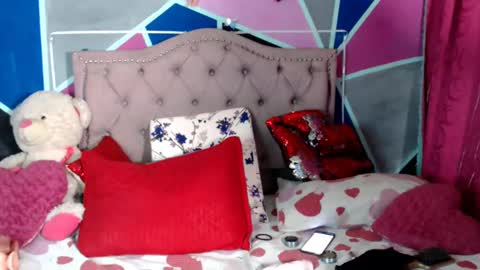 Cristal online show from February 19, 10:34 am