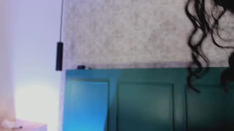 Cristal  online show from September 10, 1:11 pm