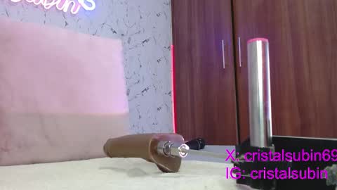 Snapshot of cristal_subin69 chatting on January 9, 12:19 pm STEFANYIG cristalsubin online show from January 9, 12:19 pm