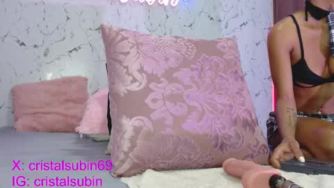 Snapshot of cristal_subin69 chatting on December 28, 12:24 pm STEFANYIG cristalsubin online show from December 28, 12:24 pm