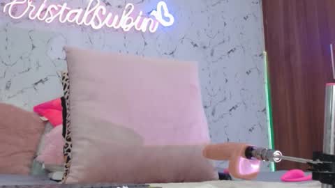 Snapshot of cristal_subin69 chatting on January 10, 12:26 pm STEFANYIG cristalsubin online show from January 10, 12:26 pm
