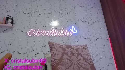 Snapshot of cristal_subin69 chatting on January 6, 10:15 pm STEFANYIG cristalsubin online show from January 6, 10:15 pm