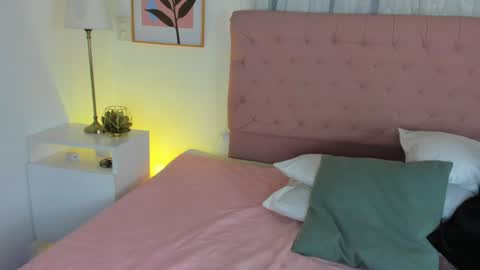 Cristal Cute  online show from January 18, 12:04 pm