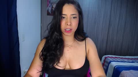 Cristina online show from December 19, 1:18 am