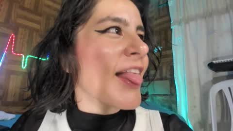 Julieta online show from January 12, 9:09 pm