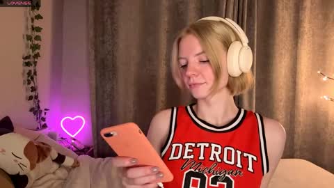 Marry online show from May 14, 6:36 pm