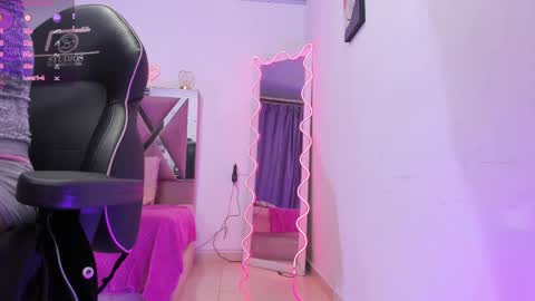 cristy_tay online show from May 21, 11:41 am