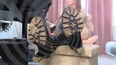 Cruel Siren online show from March 7, 11:39 am