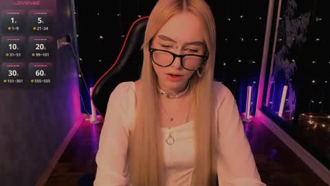 crybambi online show from April 4, 7:40 am