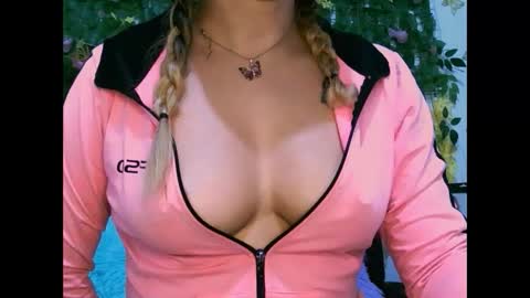 crysrus online show from October 19, 2:13 am