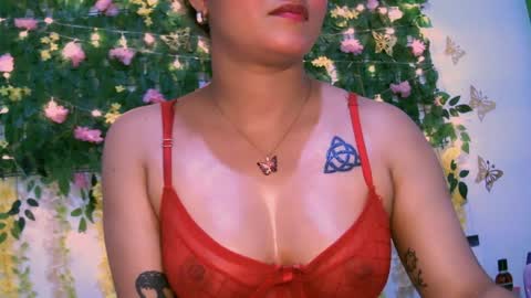 crysrus online show from December 16, 12:04 am