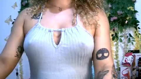 crysrus online show from February 26, 1:59 am