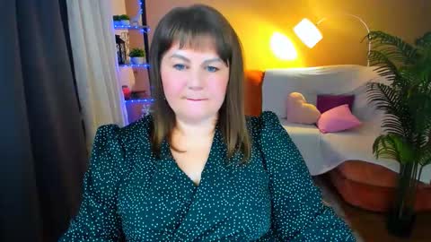 Anna online show from November 14, 9:37 pm