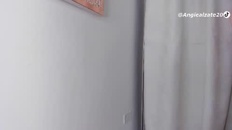 angie  online show from August 1, 4:03 am