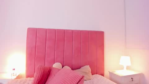  Crystal  online show from September 12, 6:57 am