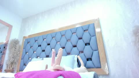 crystal_sm online show from May 24, 3:38 am