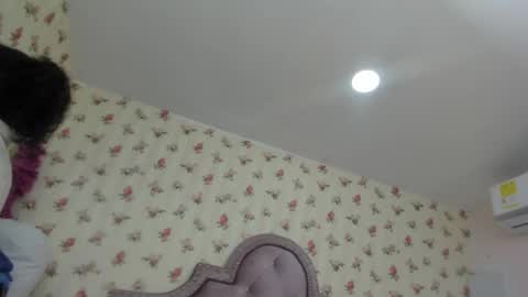Milf Latina online show from May 19, 1:29 pm