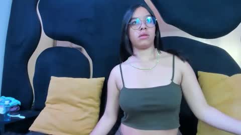 crystalallure online show from May 31, 4:24 pm