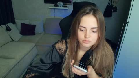 crystalemily online show from November 13, 8:19 pm