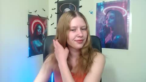 Stella online show from May 14, 12:11 pm