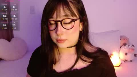 Olivia  online show from November 25, 12:13 am