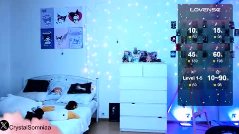 Sasha    Make me moan with patterns   good music here  online show from November 15, 11:06 pm