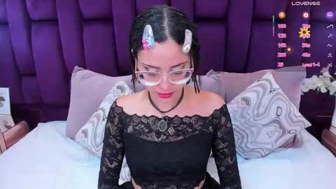 Crystal online show from February 11, 11:06 pm