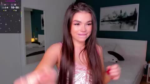 Silvia online show from December 3, 7:22 am