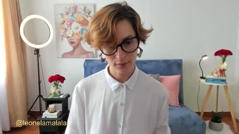 Snapshot of cuddlingbunnny chatting on October 5, 3:50 pm Leonela online show from October 5, 3:50 pm