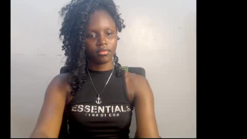 sophie online show from May 11, 2:45 pm