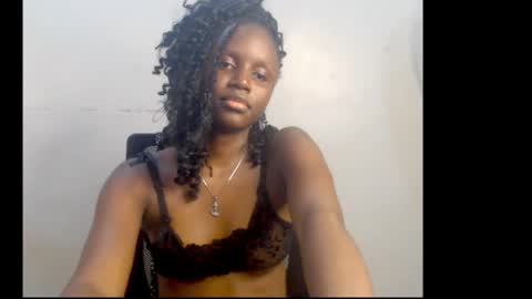 sophie online show from May 11, 4:04 pm
