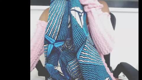cumebony_petit online show from May 13, 7:03 am