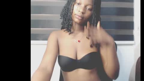 cumebony_petit online show from May 7, 9:13 am