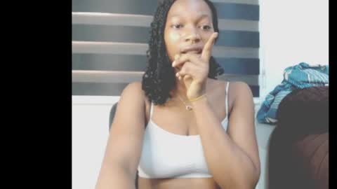 cumebony_petit online show from May 11, 9:55 am