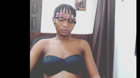 cumebony_petit online show from March 12, 8:17 am