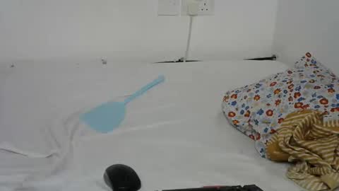 cupshee online show from March 14, 2:40 pm