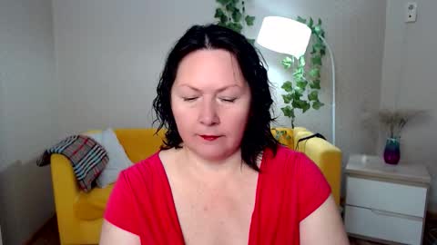 curvy_girlz online show from November 18, 4:19 pm
