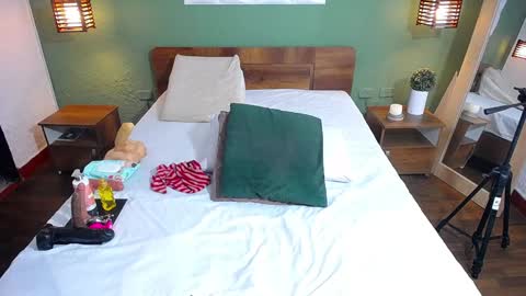 Danna online show from December 24, 2:54 am