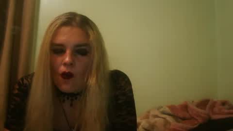 curvymom2025 online show from October 12, 4:48 am