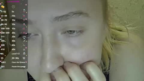 Curvy online show from March 7, 7:32 pm