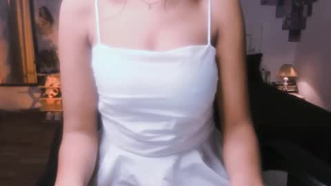 Alisha online show from May 8, 1:31 am